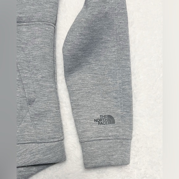 The North Face Small Light Grey 3D Snap Hoodie - Picture 10 of 11